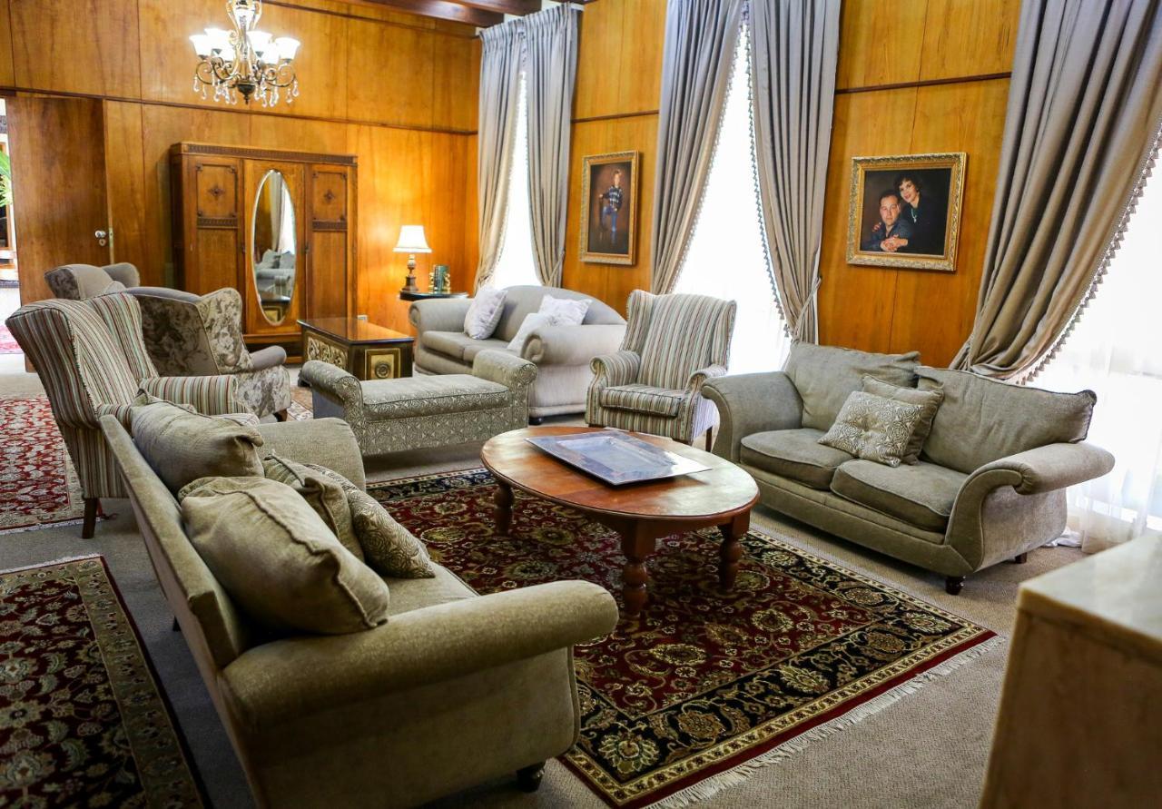 Scott'S Manor Guesthouse Function And Conference Venue Lichtenburg المظهر الخارجي الصورة